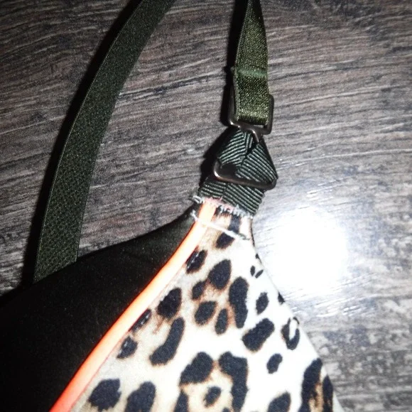 Victoria's Secret Very Sexy Push Up Bra Leopard Print Olive Green 32B - Picture 3 of 4